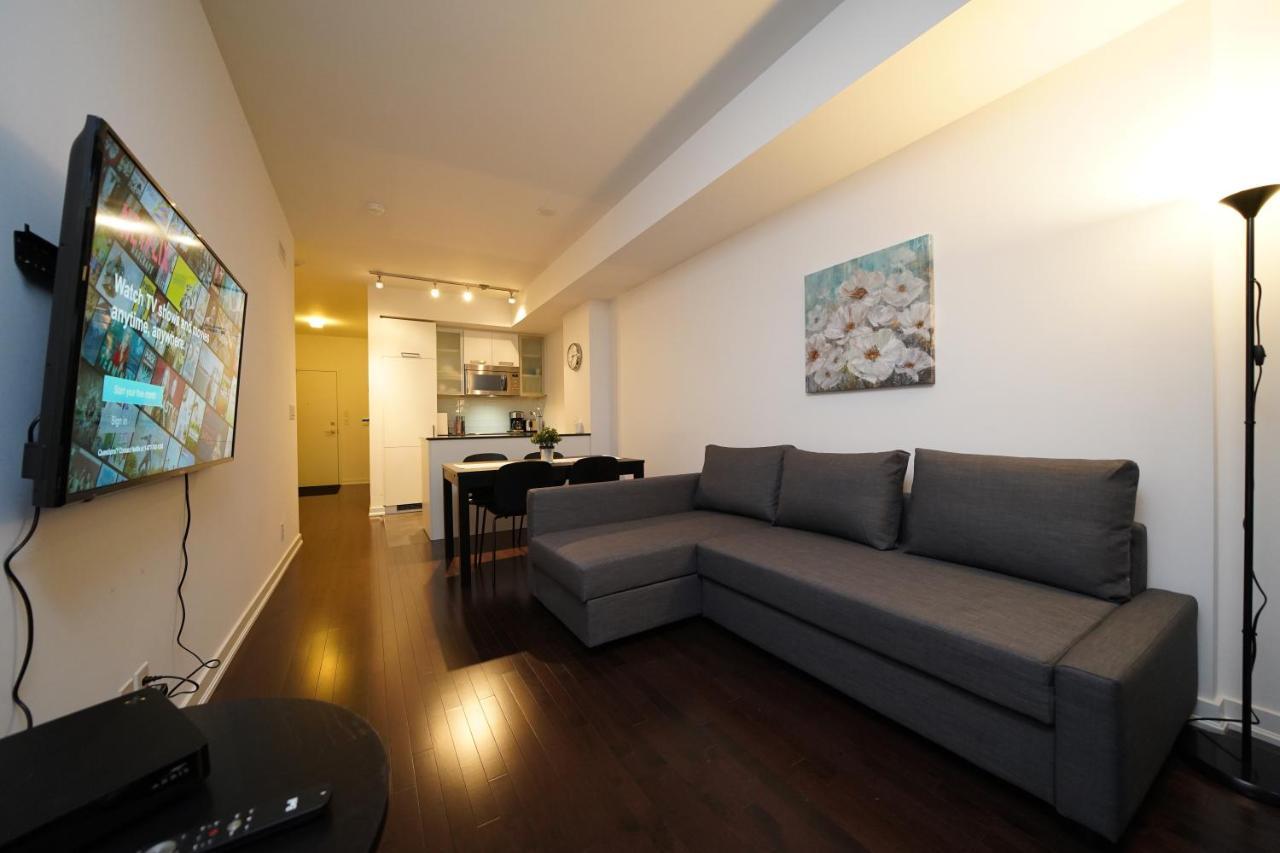 The York Boutique Suites โตรอนโต ภายนอก รูปภาพ