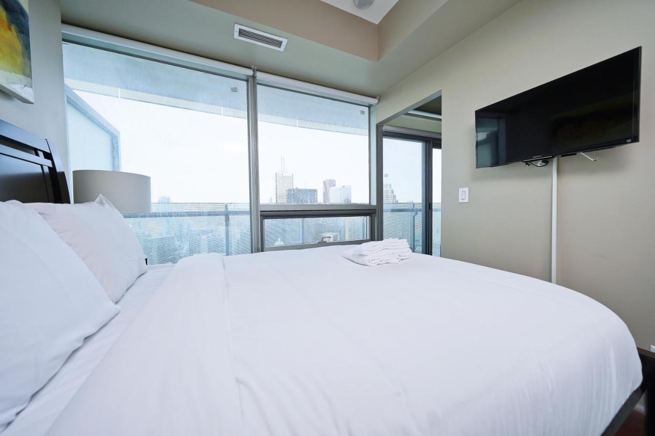 The York Boutique Suites โตรอนโต ภายนอก รูปภาพ