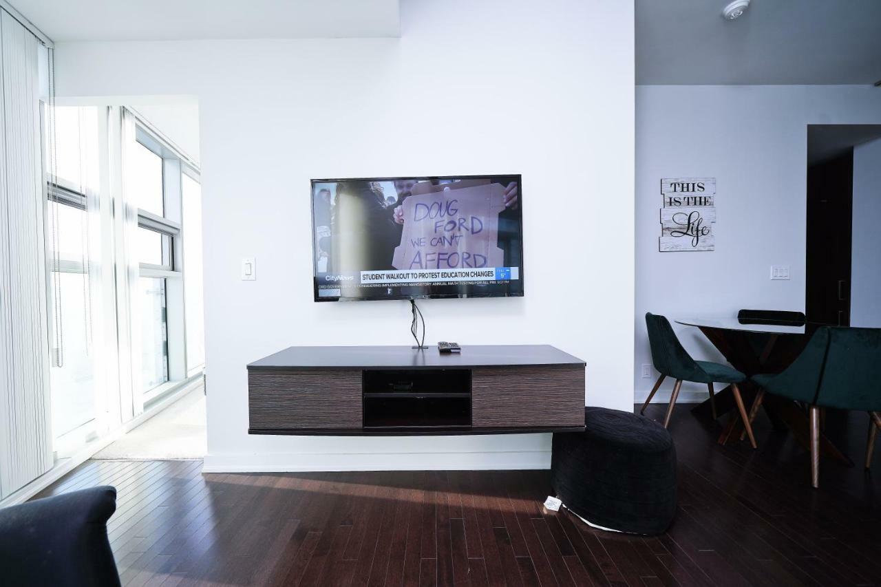 The York Boutique Suites โตรอนโต ภายนอก รูปภาพ