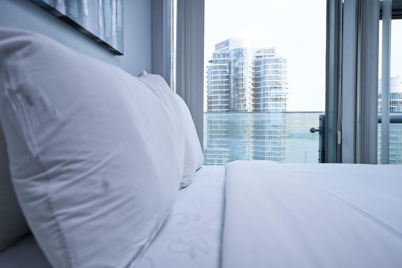 The York Boutique Suites โตรอนโต ภายนอก รูปภาพ