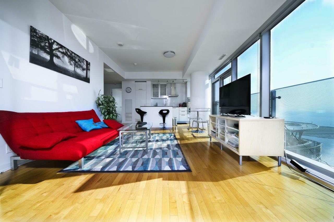 The York Boutique Suites โตรอนโต ภายนอก รูปภาพ