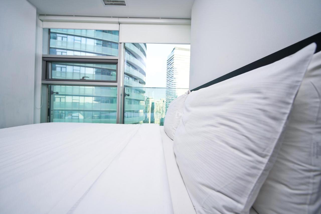The York Boutique Suites โตรอนโต ภายนอก รูปภาพ